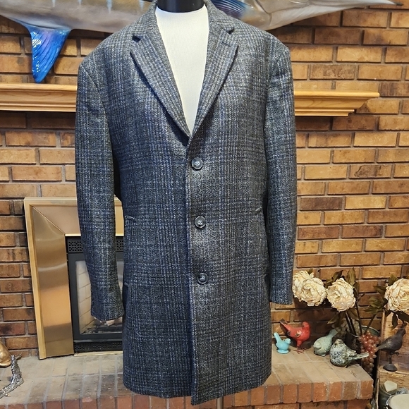 Calvin Klein Wool Blend Size 44R Grey Black Overcoat Jacket - Picture 1 of 17